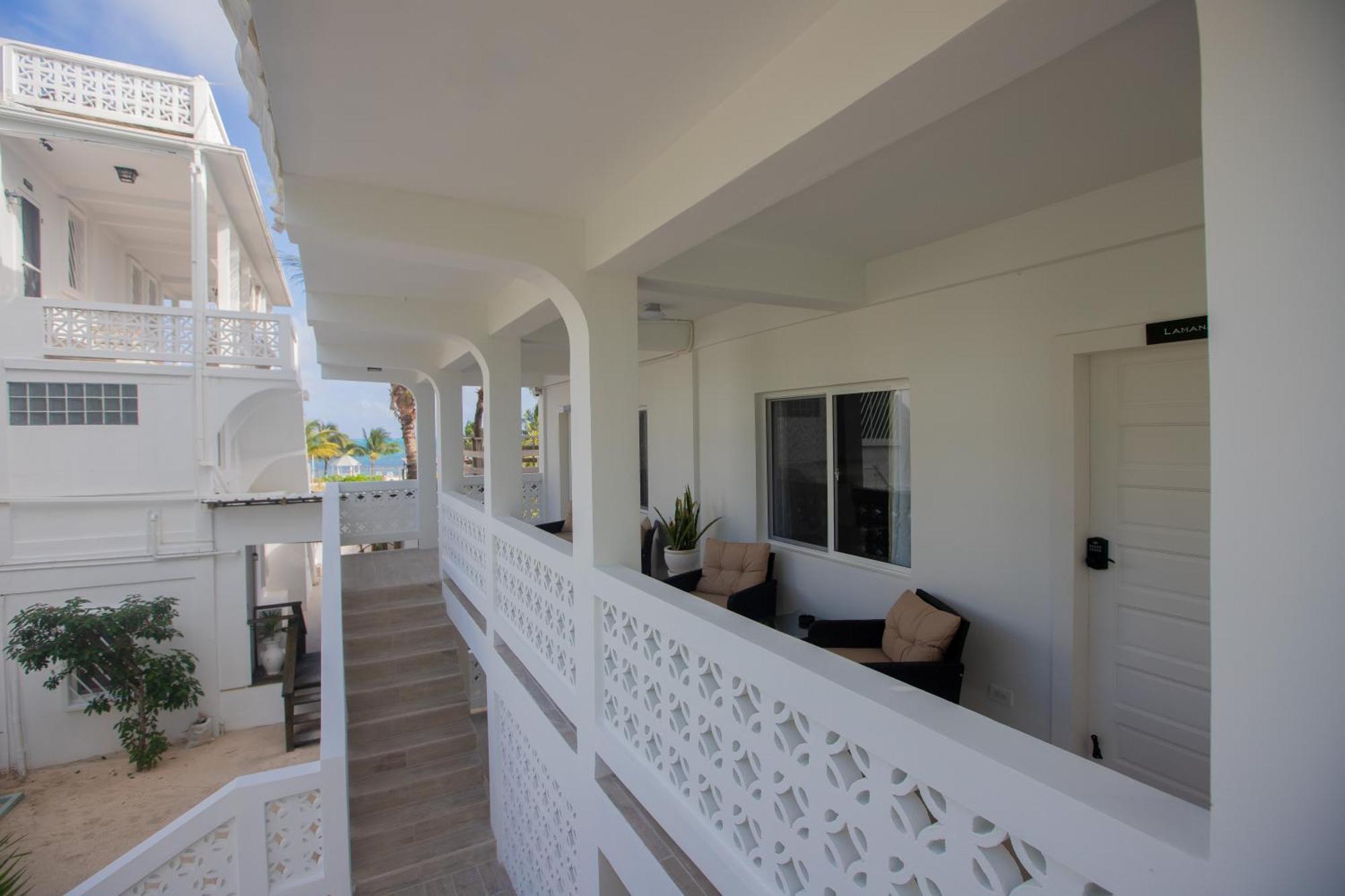 Treetops Hotel Cayo Caulker Exterior foto