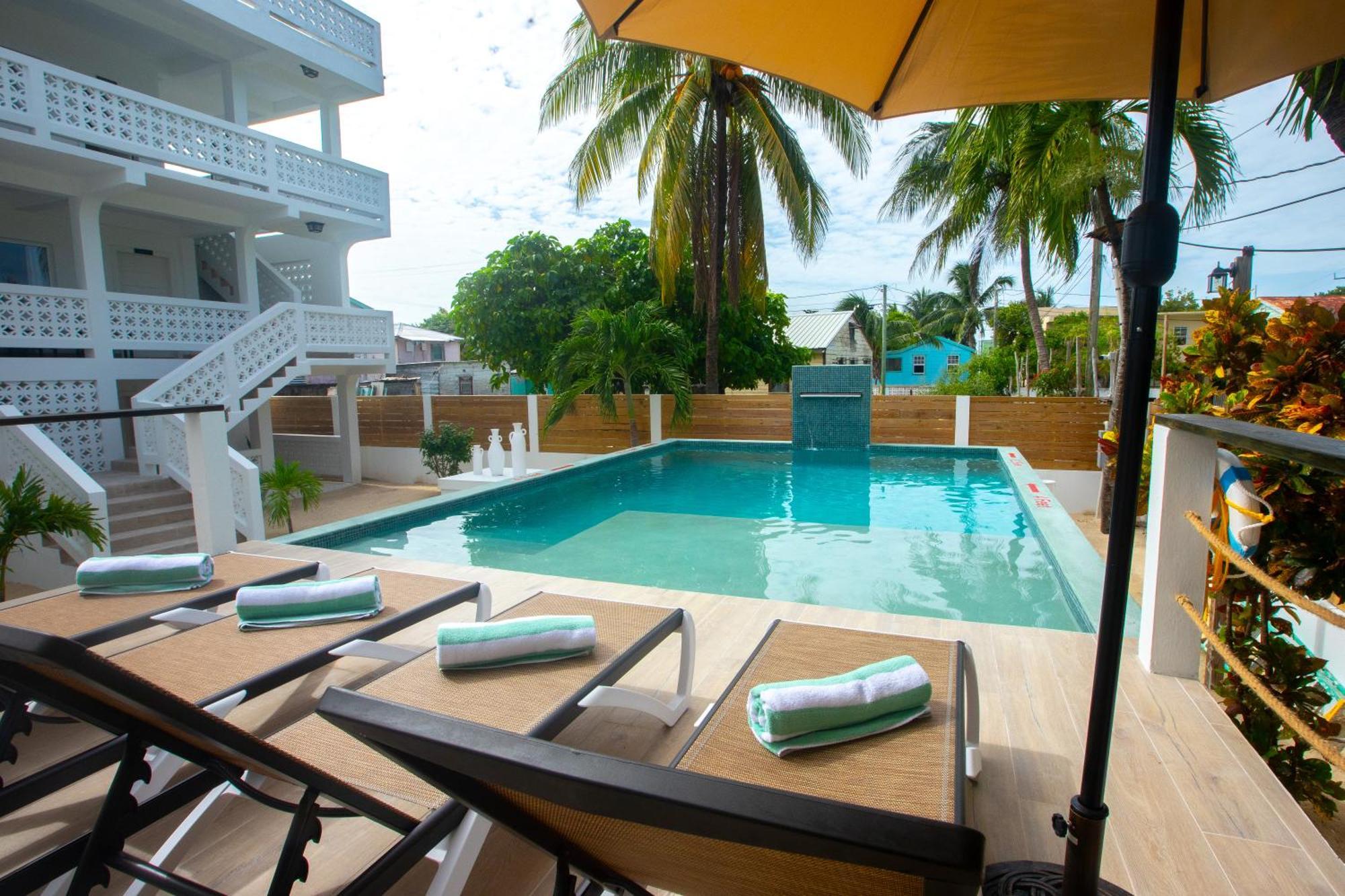 Treetops Hotel Cayo Caulker Exterior foto
